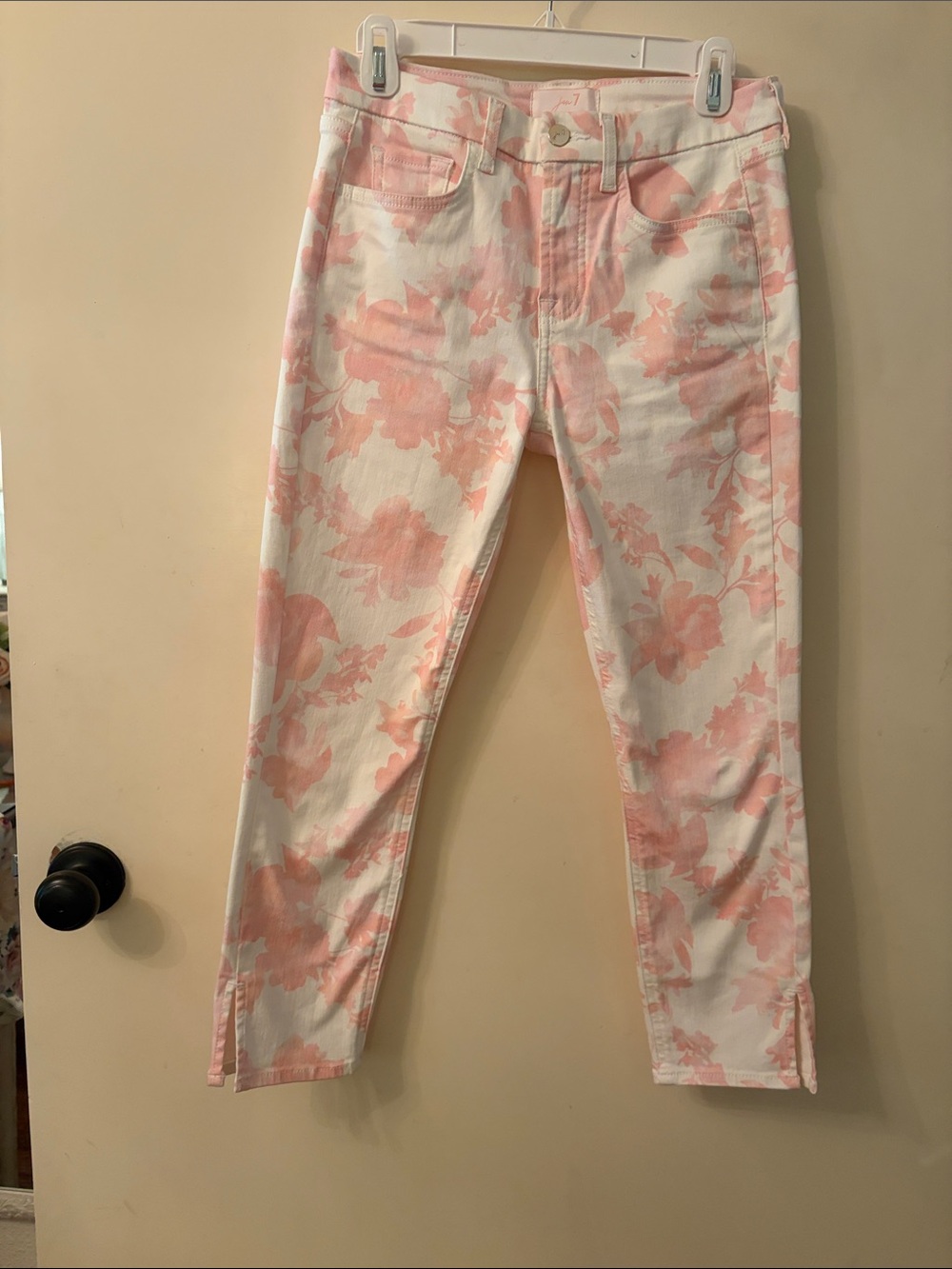 Jen 7 Pink Floral Skinny Cropped Jeans